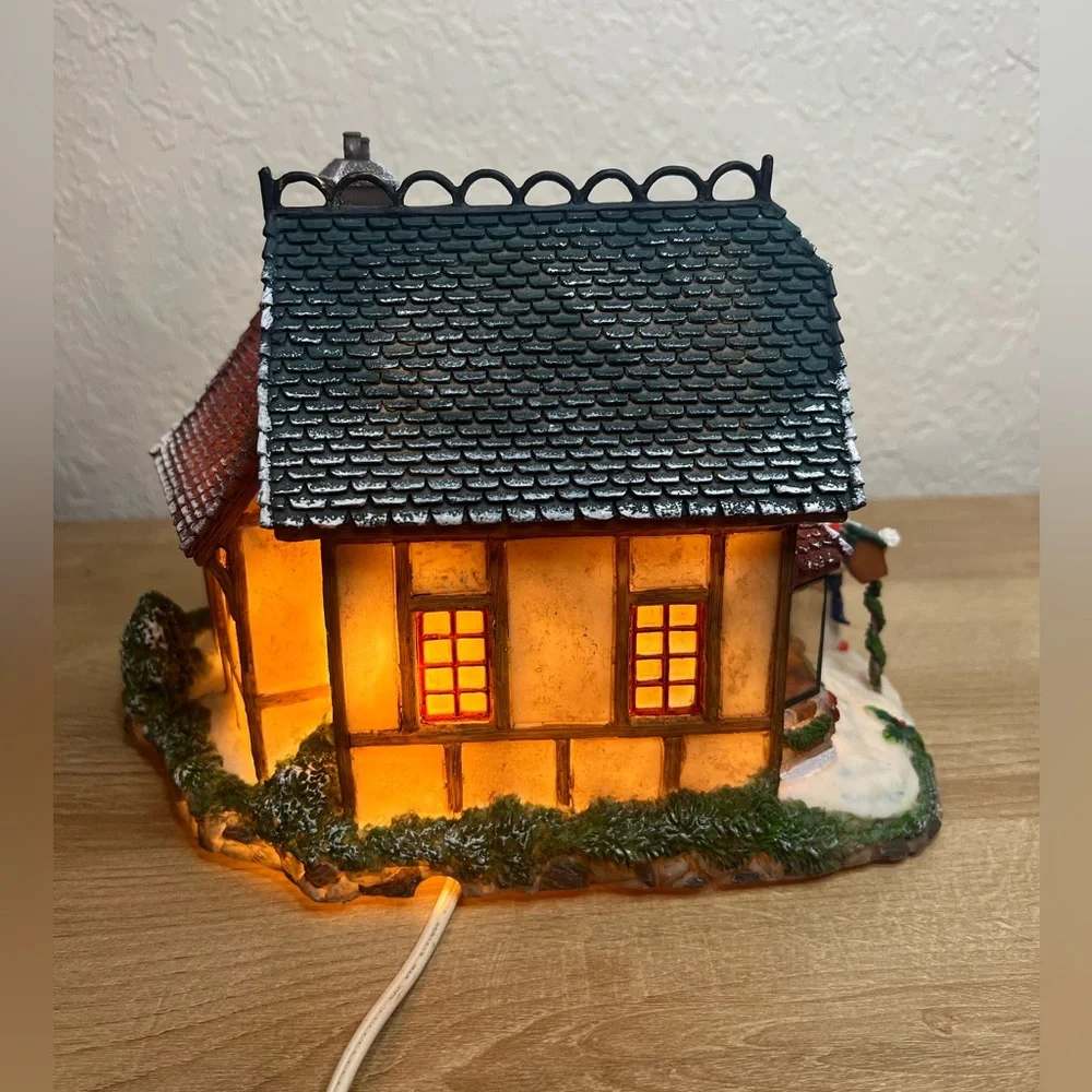 2004 O’Well Celebrations Sugarplum Valley Christmas  Kris Kringle’s  House - Picture 4 of 6